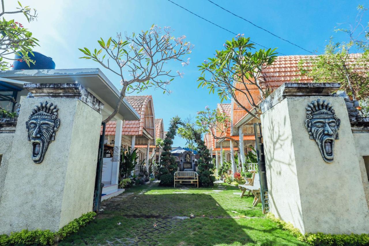 The Box Paradise Cottage Batununggul Exterior foto